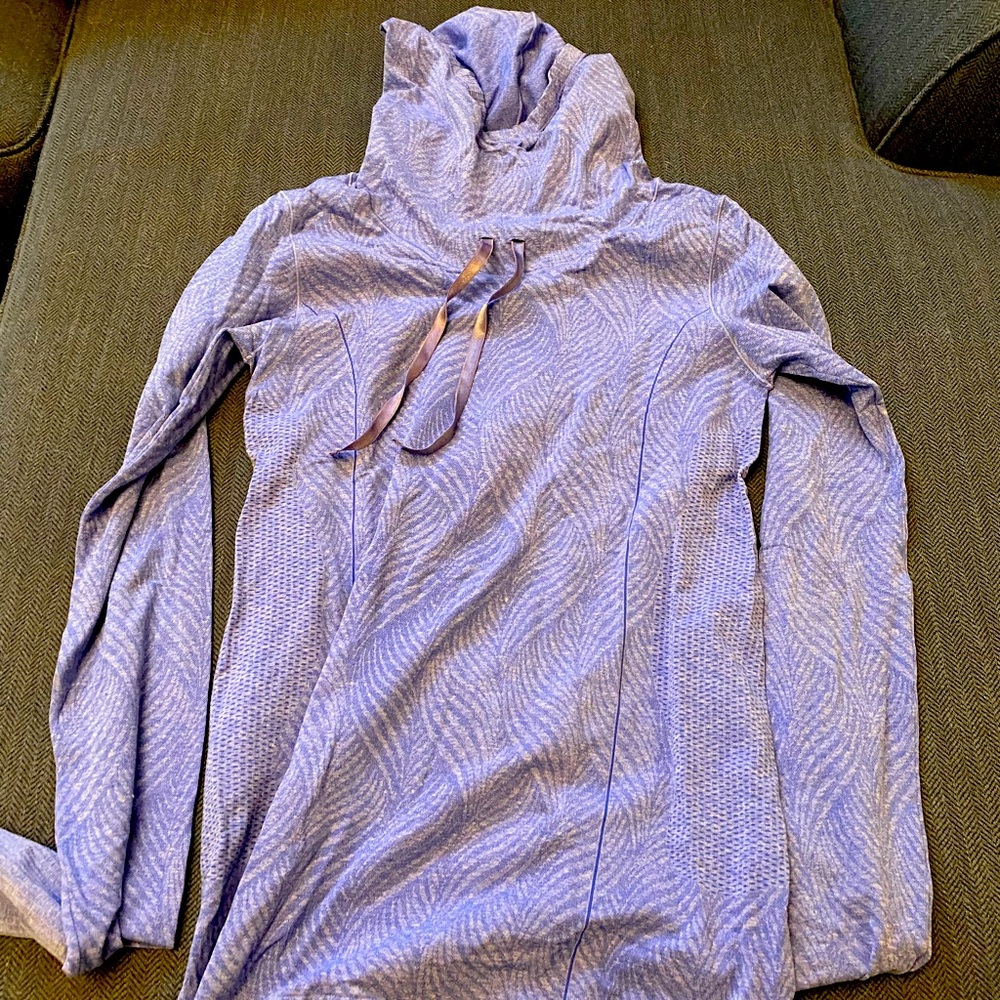 Athletic top